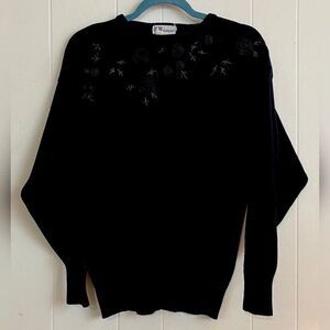 CD Collection Sweater Women’s Medium Black Beaded Rosettes Vintage